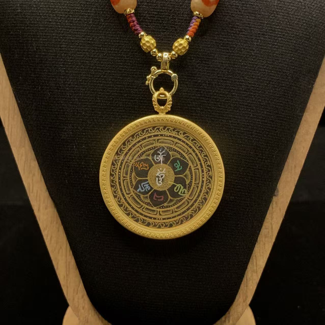 Golden Om Mani Padme Hum Mandala Pendant - 30mm Hand-Painted Thangka with Sacred Six-Syllable Mantra - Image 2