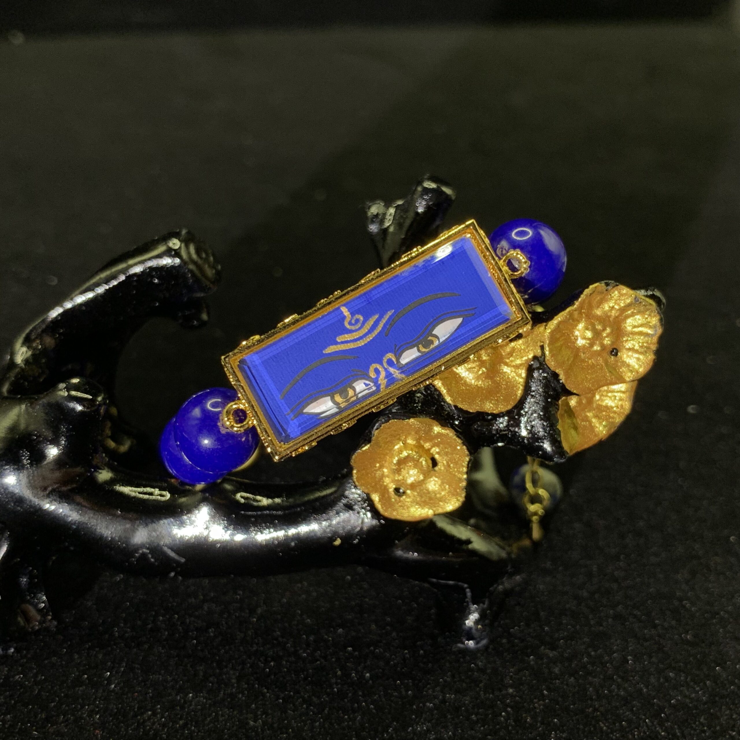 Medicine Buddha "Dharma Eye" Healing Bracelet - Deep Blue Lapis Glass beads & Hand-painted Sacred Art - Image 2